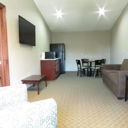 Edgewater Hotel And Suites Put-in-Bay Eksteriør bilde